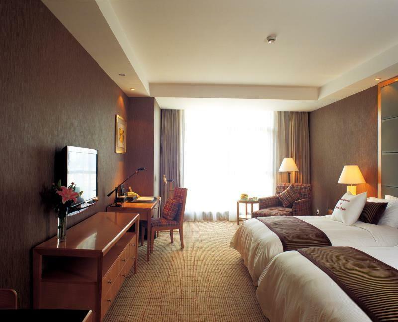 Central International Hotel Shanghaj Zewnętrze zdjęcie